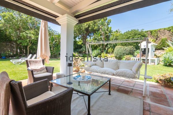 4-bedroom freehold villa in Estepona — photo 5 of 5