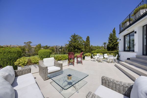 Detached house in Calle 23 C, Guadalmina Alta, Marbella — image 3