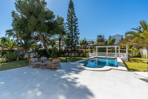 4-bedroom freehold villa in Marbella — photo 2 of 5