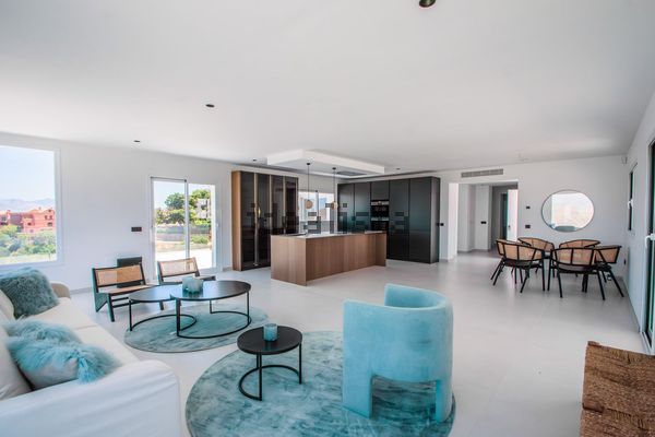 Detached house in Green Hills - Las Cumbres de Elviria, Marbella — image 3