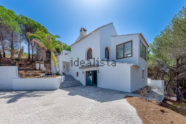 Detached house in Valtocado - La Alquería - La Atalaya, Mijas — image 3