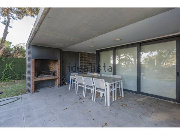 4-bedroom freehold villa in Castell-Platja d'Aro — photo 4 of 5