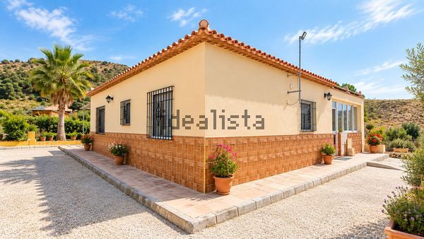 Detached house in Diseminado Diseminados, Altos de Estepona, Estepona — image 5