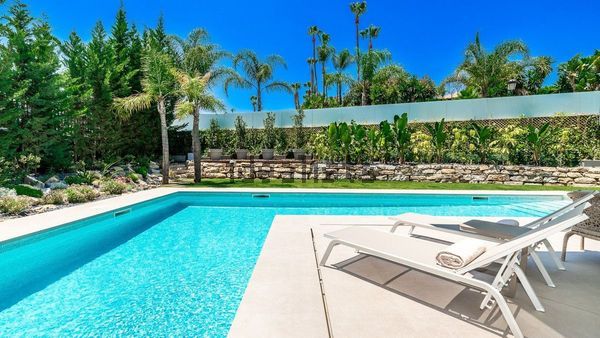 4-bedroom freehold villa in Marbella — photo 5 of 5