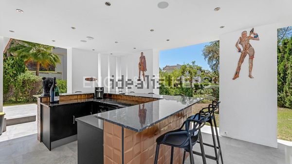 Detached house in El Rosario-Ricmar, Marbella — image 3