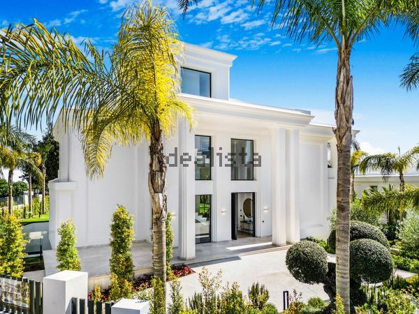 Detached house in Calle Sierra Bermeja, 19, Lomas de Marbella Club, Marbella — image 3