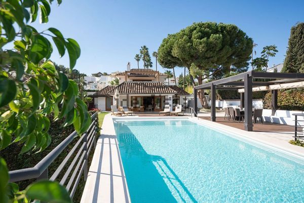 3-bedroom freehold villa in Marbella — photo 1 of 5