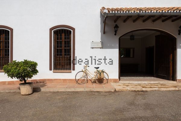 9-bedroom freehold villa in Málaga — photo 4 of 5
