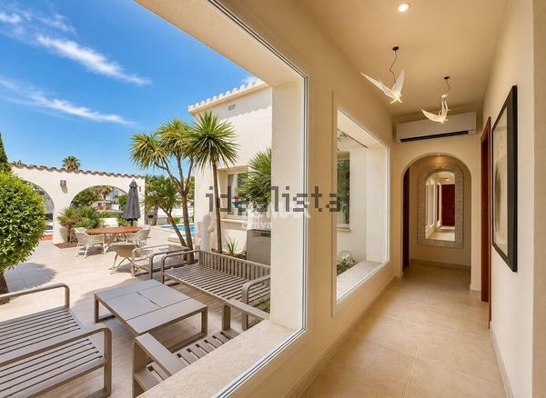 5-bedroom freehold villa in Roses — photo 3 of 5