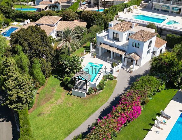 Detached house in El Rosario-Ricmar, Marbella — image 3