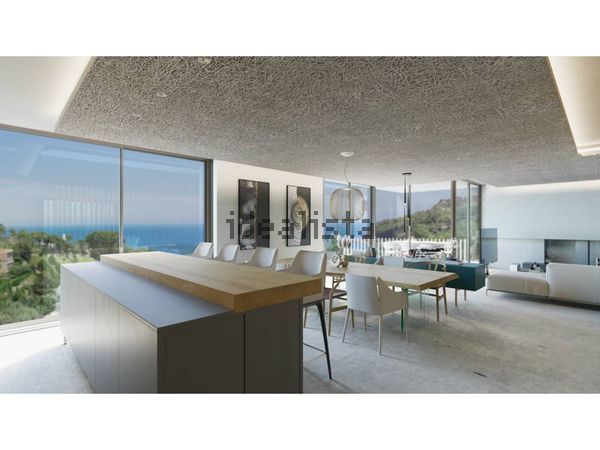 3-bedroom freehold villa in Begur — photo 2 of 5