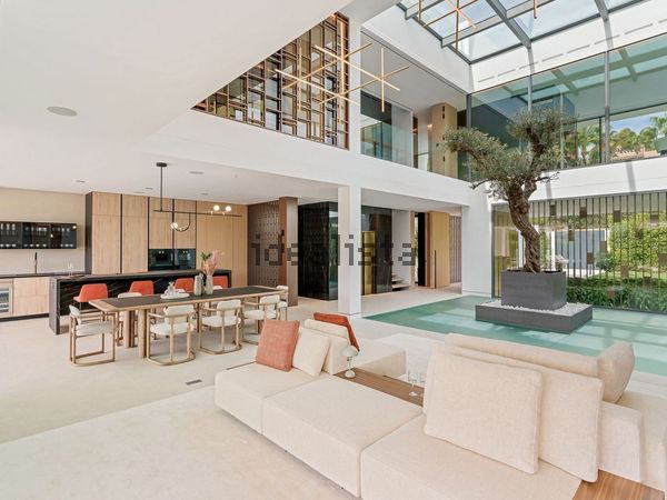 Detached house in Ventura del Mar Nn, Puerto Banús, Marbella — image 4