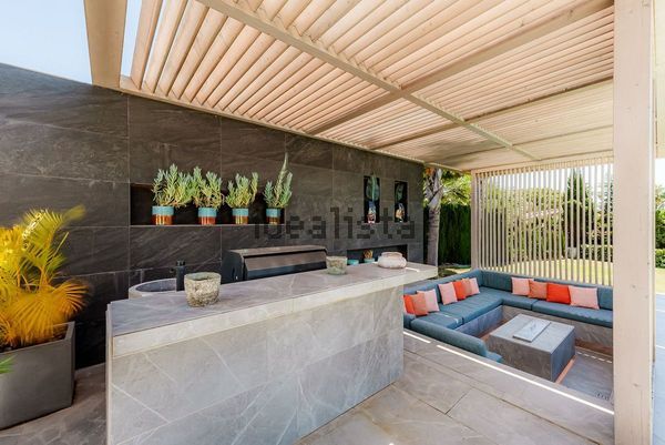 Detached house in Calle Leo, Los Naranjos, Marbella — image 5