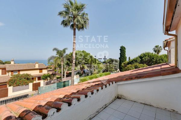Detached house in Calle Àncora, Cala Sant Francesc - Santa Cristina, Blanes — image 4