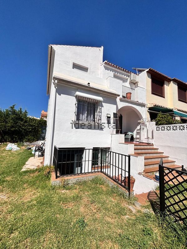 3-bedroom freehold villa in Estepona — photo 5 of 5
