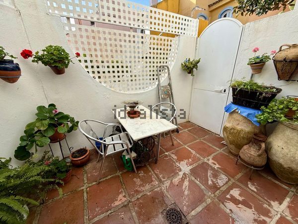3-bedroom freehold villa in Marbella — photo 2 of 5