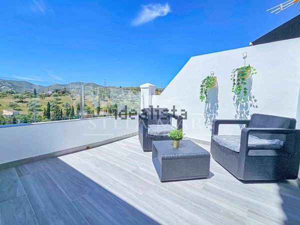 2-bedroom freehold villa in Nerja — photo 2 of 5