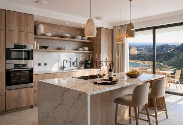4-bedroom freehold villa in Benahavís — photo 3 of 5