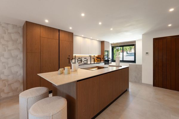 Semi-detached house in Nagüeles, Marbella — image 3