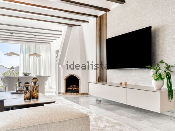 3-bedroom freehold villa in Marbella — photo 4 of 5