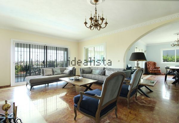 Detached house in Calle 21, 501, Guadalmina Alta, Marbella — image 5