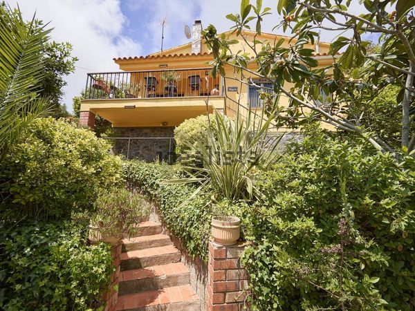 Detached house in Calle de les Suredes, Serra Brava, Lloret de Mar — image 3
