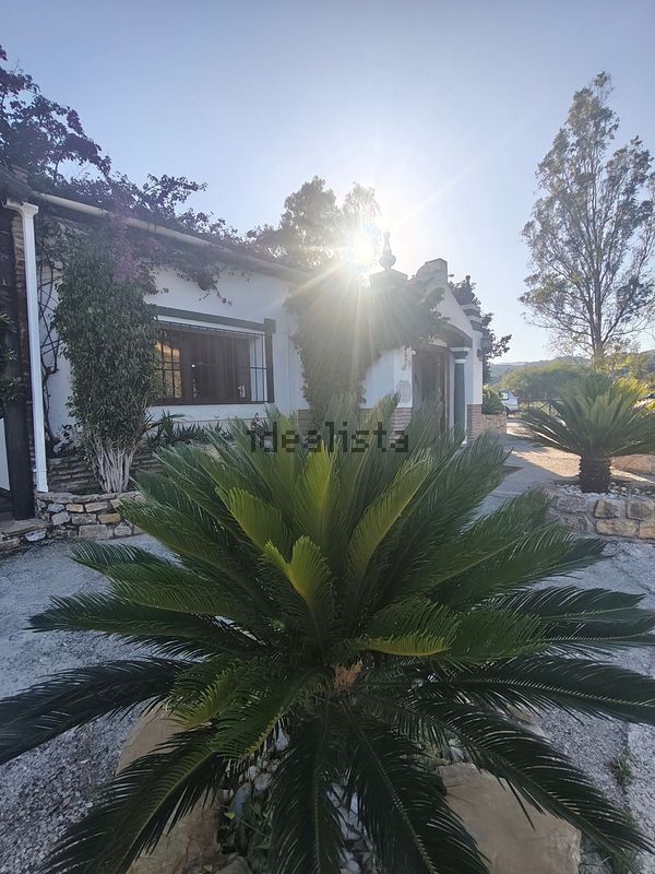5-bedroom freehold villa in Marbella — photo 2 of 5