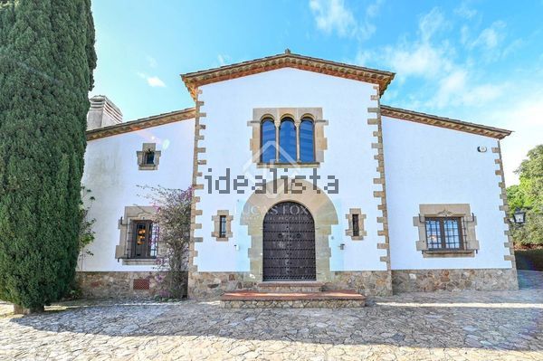 6-bedroom freehold villa in Castell-Platja d'Aro — photo 4 of 5