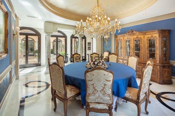 7-bedroom freehold villa in Marbella — photo 4 of 5