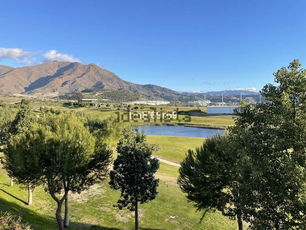 3-bedroom freehold villa in Estepona — photo 3 of 5