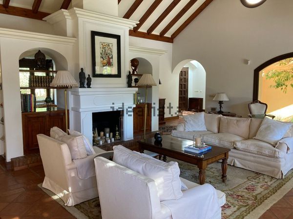 Detached house in Avenida Castilla, 140, Marbesa, Marbella — image 4