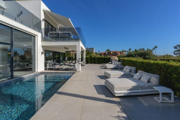 Detached house in Calle del Ciervo, 138, Los Monteros, Marbella — image 4