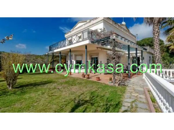 5-bedroom freehold villa in Lloret de Mar — photo 1 of 5