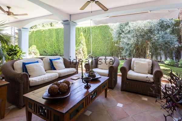 Detached house in Urbanizacion Isla de Guadalmina, Guadalmina Alta, Marbella — image 5