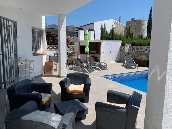 4-bedroom freehold villa in Roses — photo 3 of 5