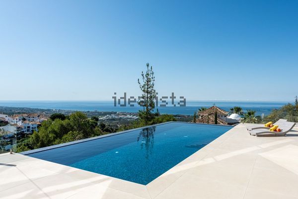 4-bedroom freehold villa in Marbella — photo 5 of 5