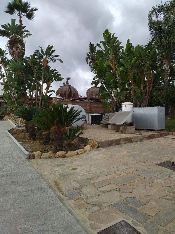 Detached house in Avenida San Eusebio, Zona Calvario, Estepona — image 4