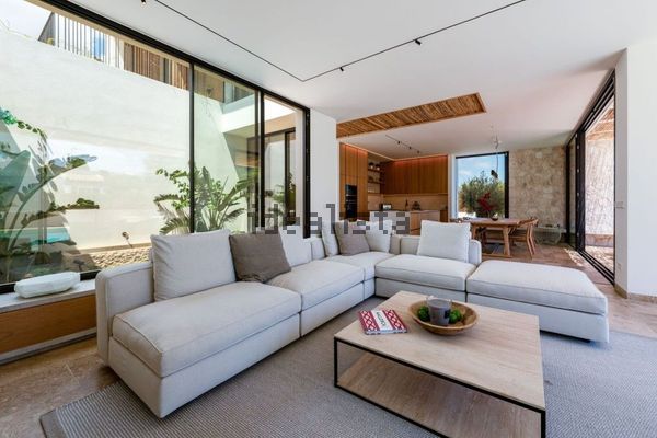 3-bedroom freehold villa in Santanyí — photo 3 of 5