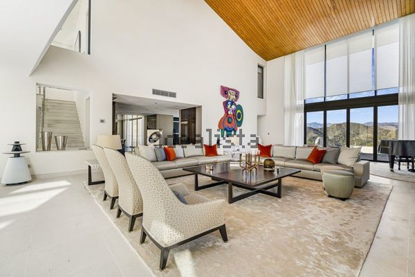9-bedroom freehold villa in Benahavís — photo 4 of 5