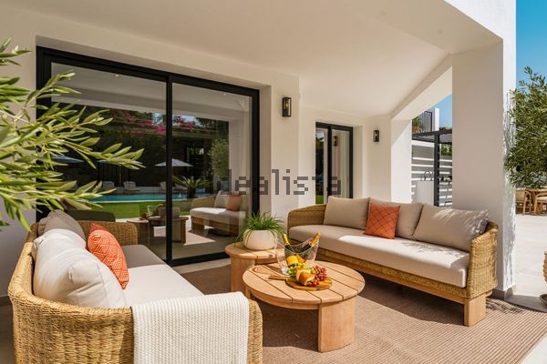 Detached house in Calle Bobadilla, 44, Sierra Blanca, Marbella — image 5