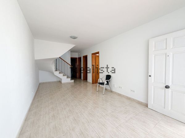 Terraced house in Calle Taburiente Nn, Pajara — image 5