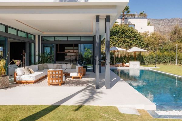 4-bedroom freehold villa in Marbella — photo 3 of 5