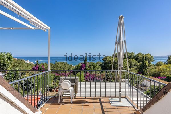 4-bedroom freehold villa in Estepona — photo 5 of 5