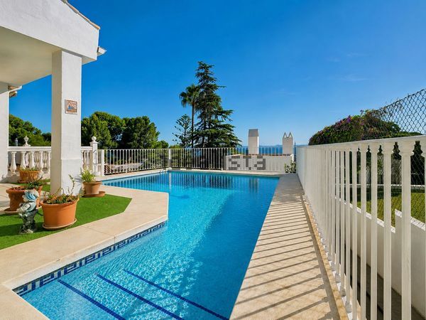 3-bedroom freehold villa in Estepona — photo 4 of 5