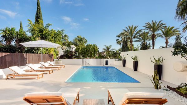 Detached house in Calle Montemar, 1 a, Sierra Blanca, Marbella — image 3