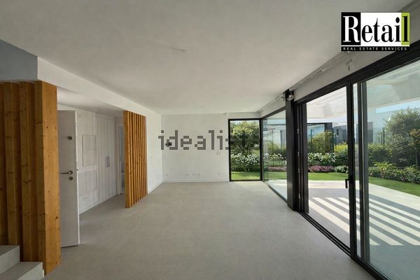 Terraced house in Calle Amatista, 15, Nueva Atalaya, Estepona — image 5
