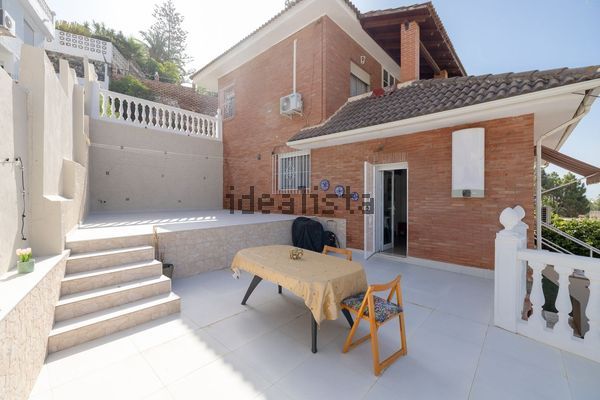 5-bedroom freehold villa in Málaga — photo 2 of 5