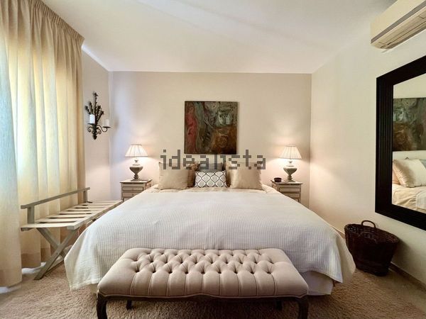 4-bedroom freehold villa in Marbella — photo 3 of 5
