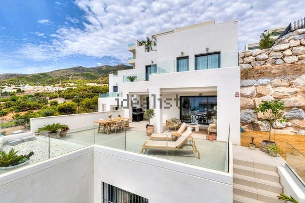 Terraced house in Avenida Rocas Blancas, 14, Montealto, Benalmádena — image 4