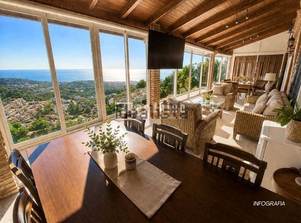 8-bedroom freehold villa in Málaga — photo 1 of 5